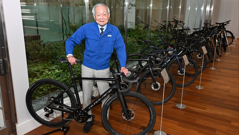 Shimano with a road bike equipped with the company's flagship component set, Dura-Ace. 