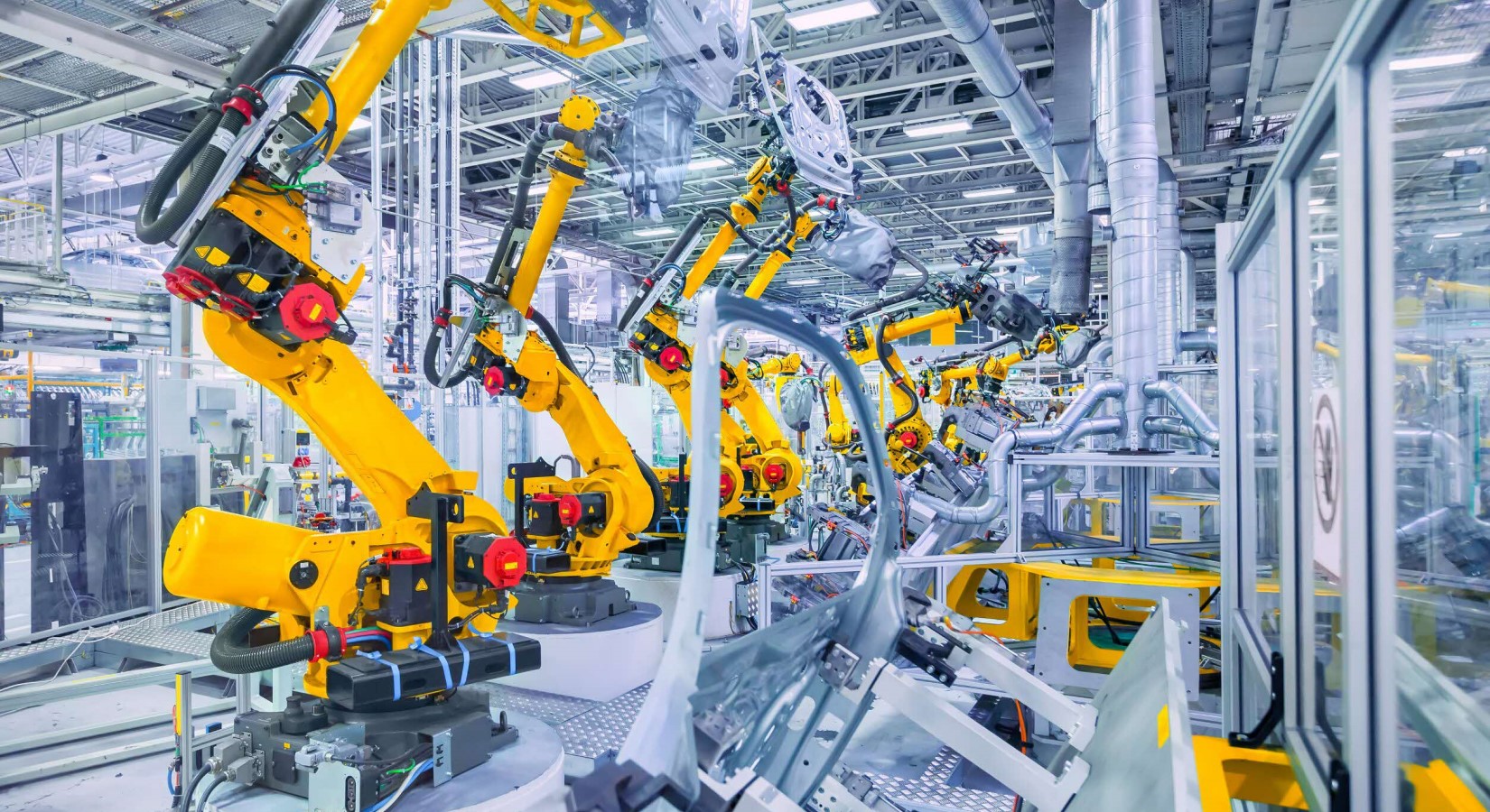 Robots in Koei Tool factory